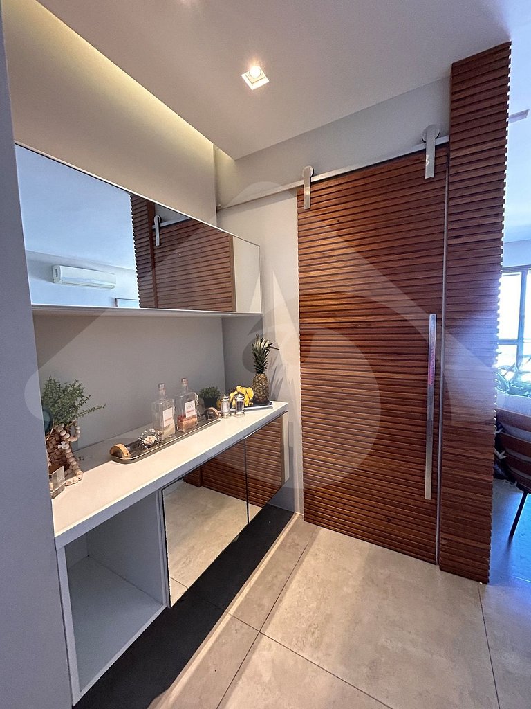 Beachfront: Renovated Luxury in Barra da Tijuca