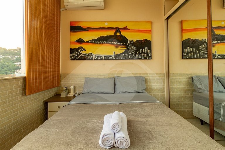Cozy Studio w/ Christ the Redeemer View