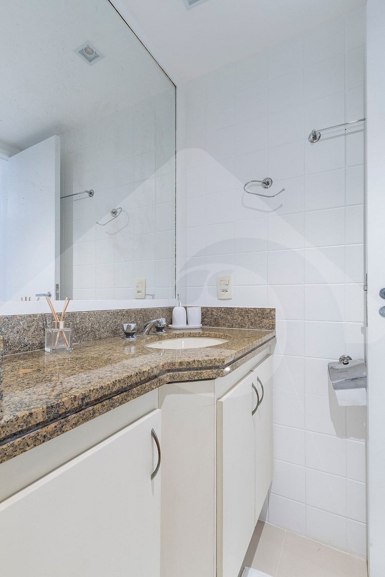 A 9 min de la playa | Remodelado y Acogedor.