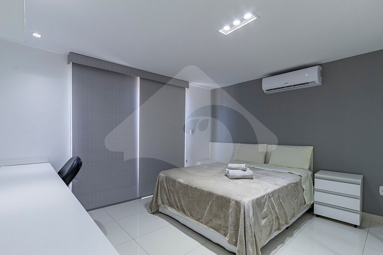 Penthouse Frente al Mar con Jacuzzi y Suites
