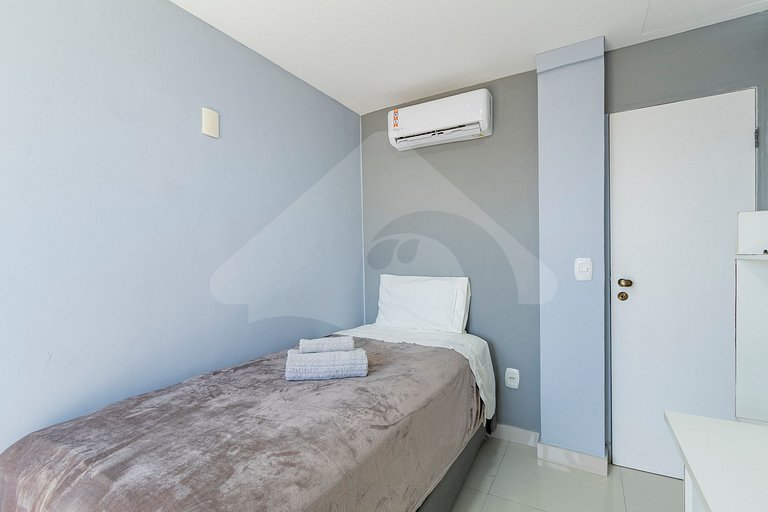 Cobertura na Frente da Praia com Jacuzzi e Suítes