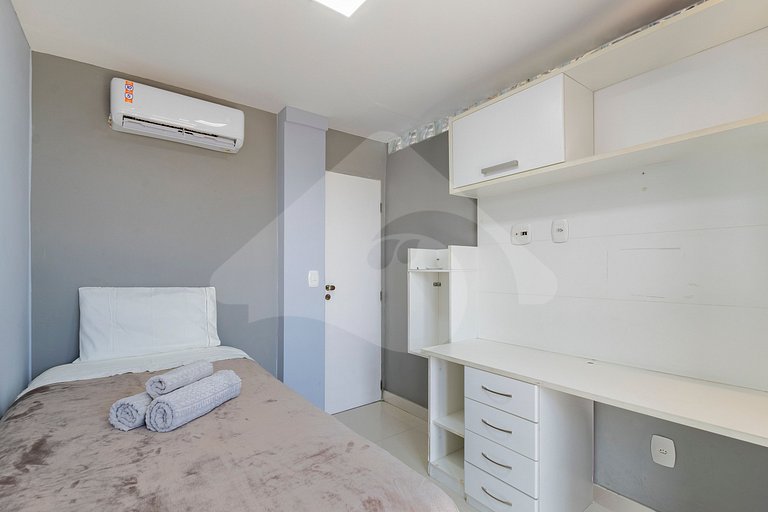 Cobertura na Frente da Praia com Hidro e Suítes