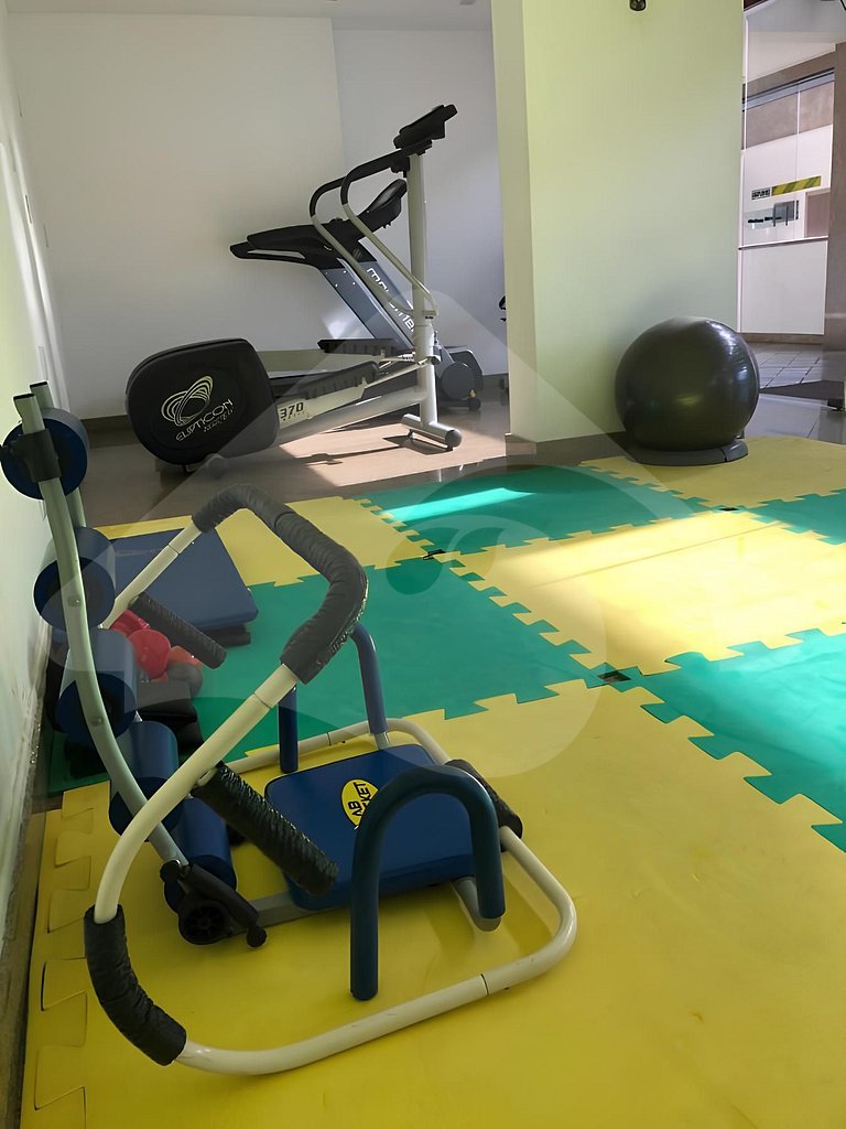 Cobertura na Frente da Praia com Hidro e Suítes