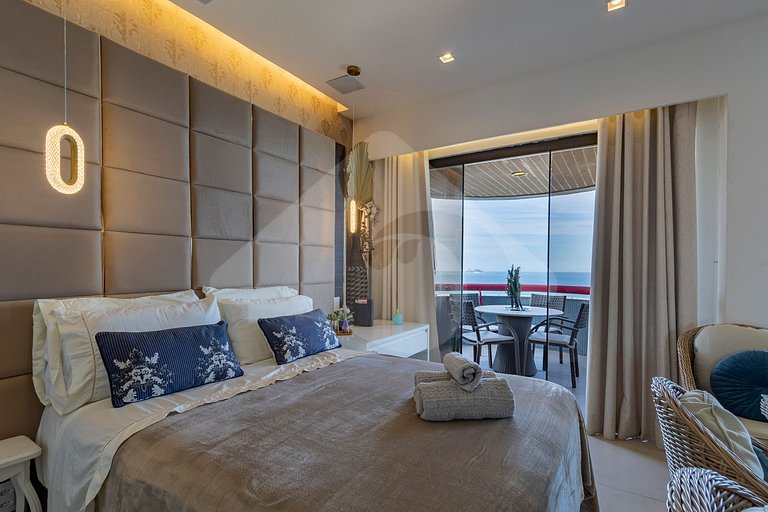 Frente Mar: Studio Decorado com Vista Espetacular
