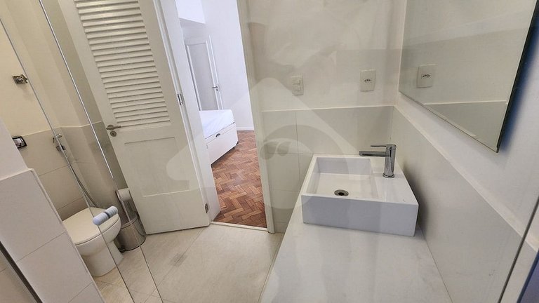Steps from Ipanema & Arpoador Beach | Renovated