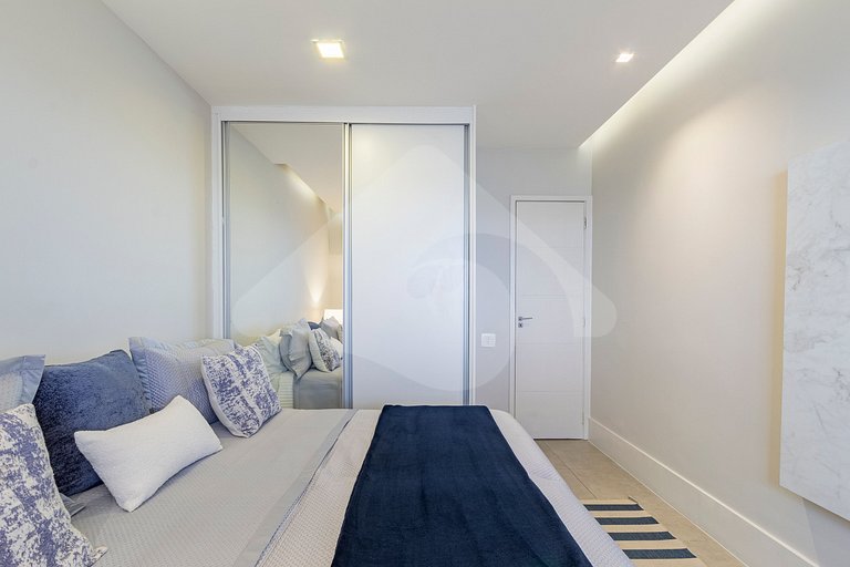 Beachfront: Renovated Luxury in Barra da Tijuca