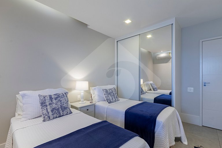 Beachfront: Renovated Luxury in Barra da Tijuca