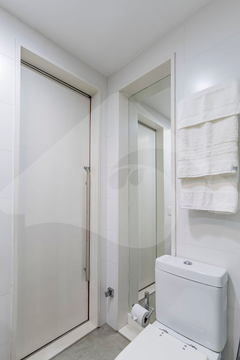 Beachfront: Renovated Luxury in Barra da Tijuca