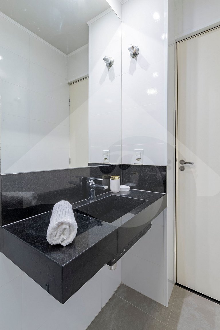 2 min de Playa Copacabana | Amplio y Remodelado
