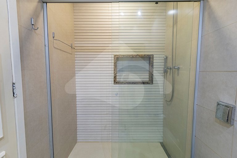 2 min de Playa Copacabana | Amplio y Remodelado