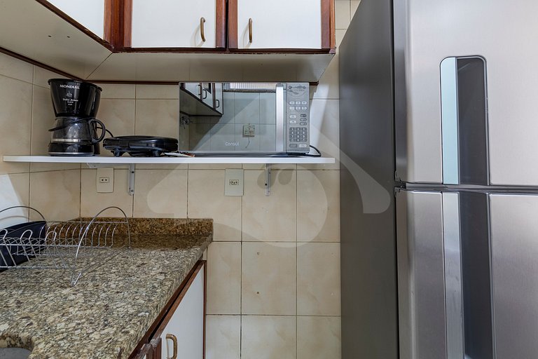 2 min from Copacabana Beach | Spacious & Renovated