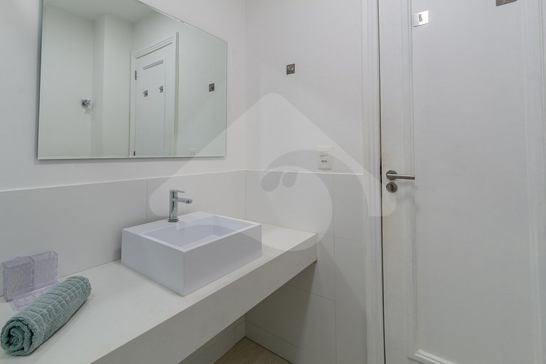 Steps from Ipanema & Arpoador Beach | Renovated
