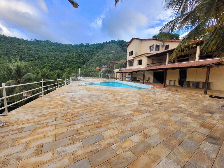 10 quartos | Piscina com cascata e incrível vista