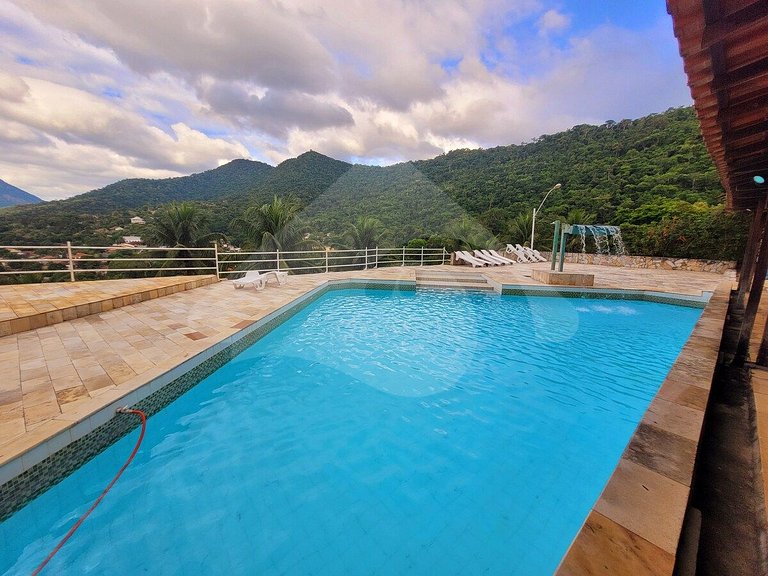 10 quartos | Piscina com cascata e incrível vista