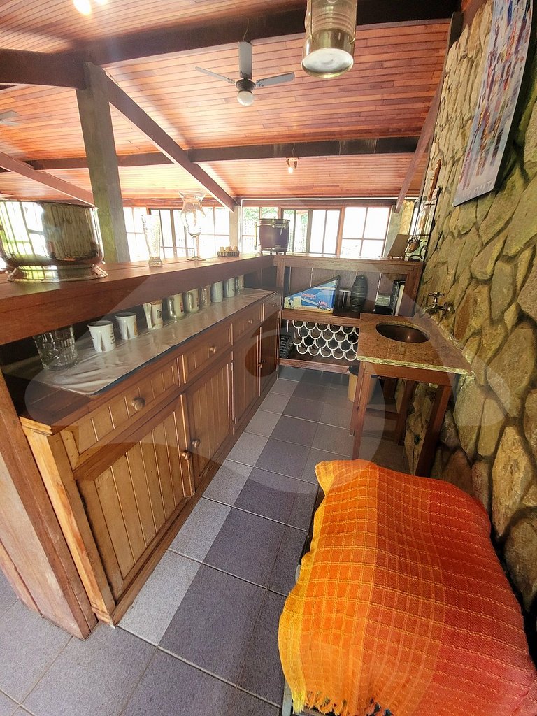 10 quartos | Piscina com cascata e incrível vista