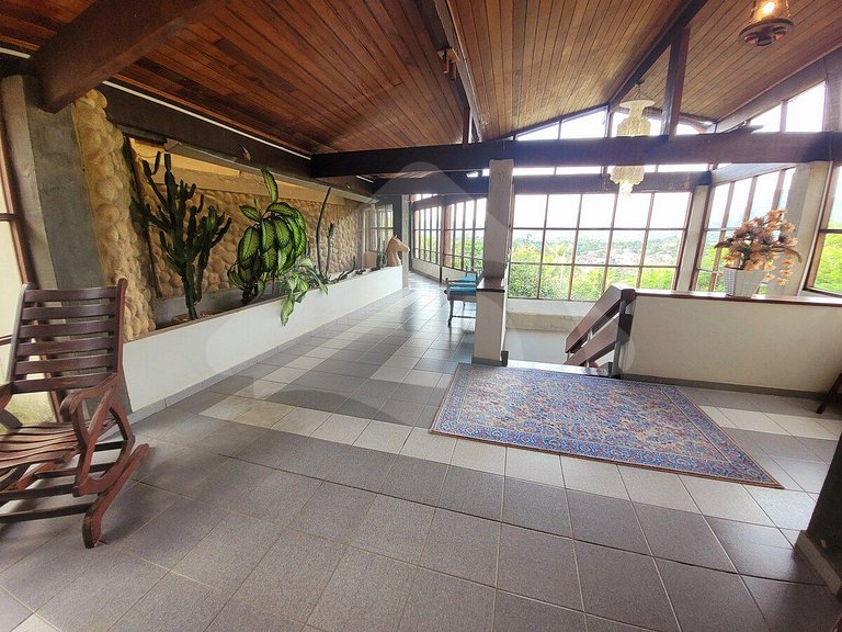 10 quartos | Piscina com cascata e incrível vista