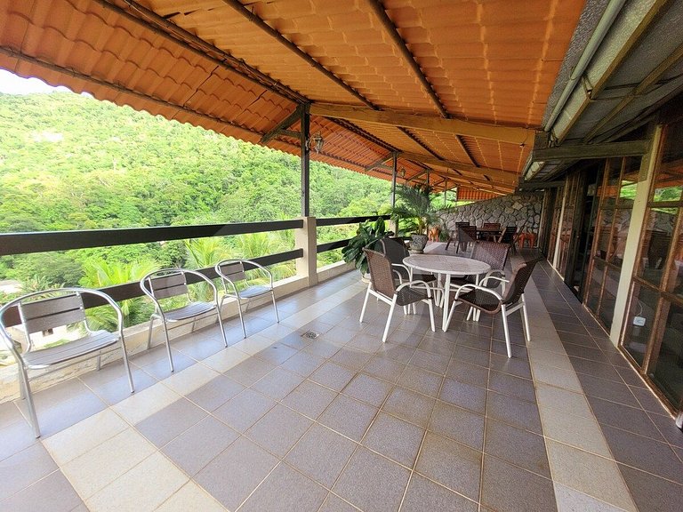 10 quartos | Piscina com cascata e incrível vista