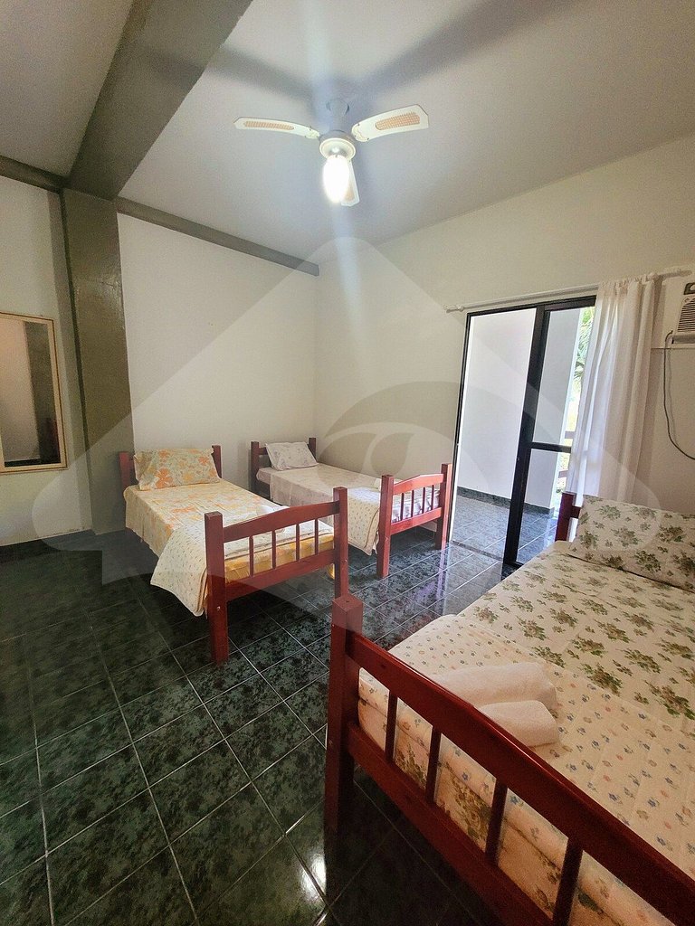 10 Hab. | Piscina con cascada y vista única