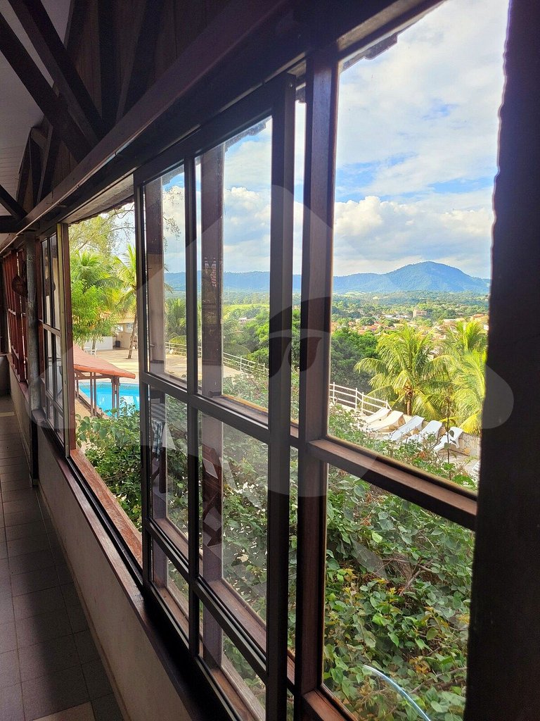 10 quartos | Piscina com cascata e incrível vista