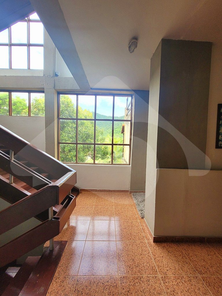 10 quartos | Piscina com cascata e incrível vista