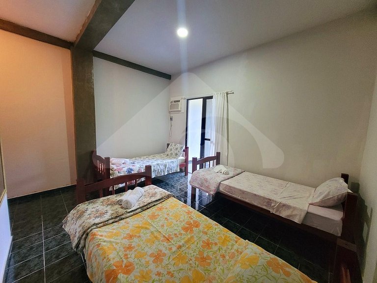 10 Hab. | Piscina con cascada y vista única