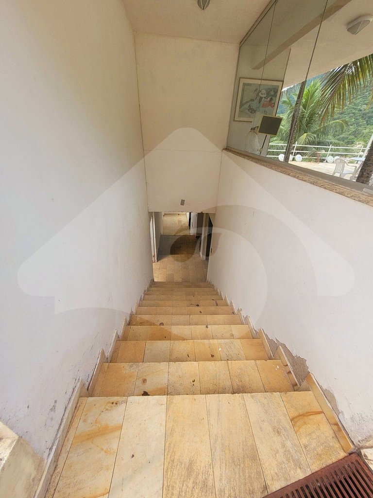 10 Hab. | Piscina con cascada y vista única
