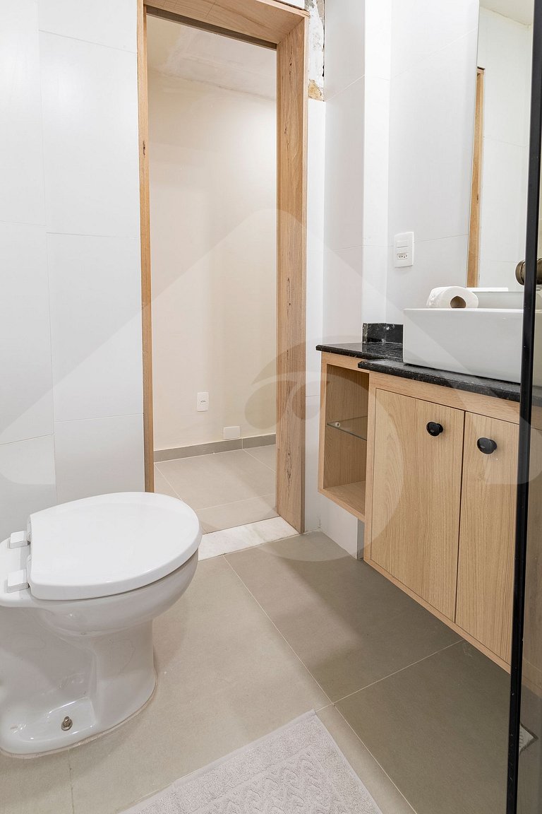 2-min walk from Copacabana beach |Cozy & Renovated