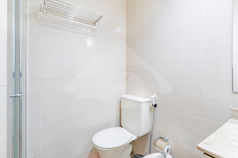 Copa Posto 4 | Suíte em Hotel c/ Hidro e Academia