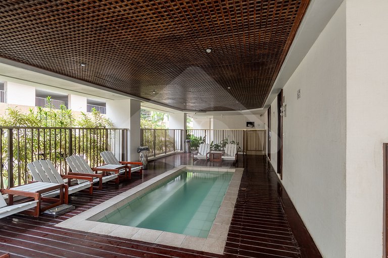 8 min da praia|Suíte em Hotel c/ Hidro e Academia