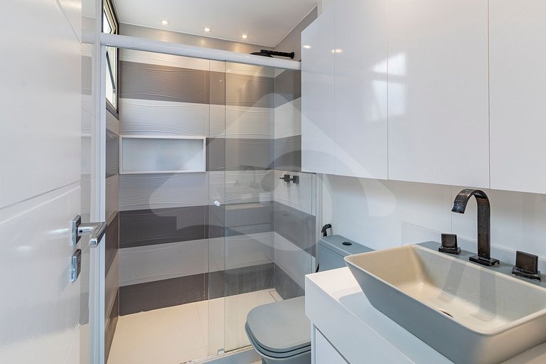 Beachfront: Luxury Duplex Penthouse with Gourmet Area in Bar