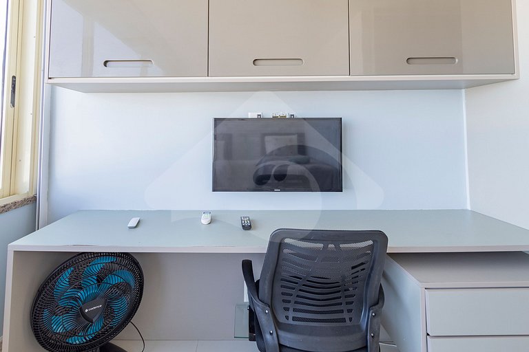 Beachfront: Luxury Duplex Penthouse with Gourmet Area in Bar