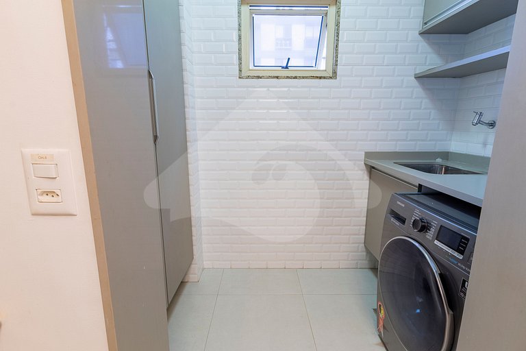 Em frente a Praia: Cobertura Duplex de Luxo com Espaço Gourm