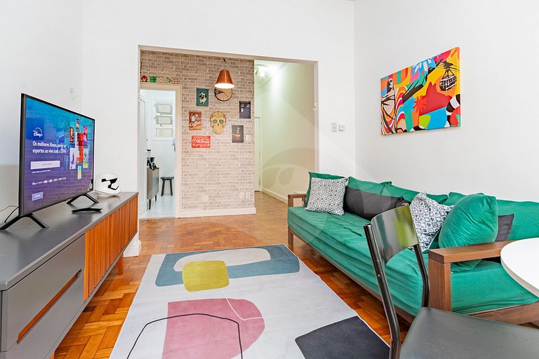 5 min a pé da Praia de Copa | Decorado e Renovado