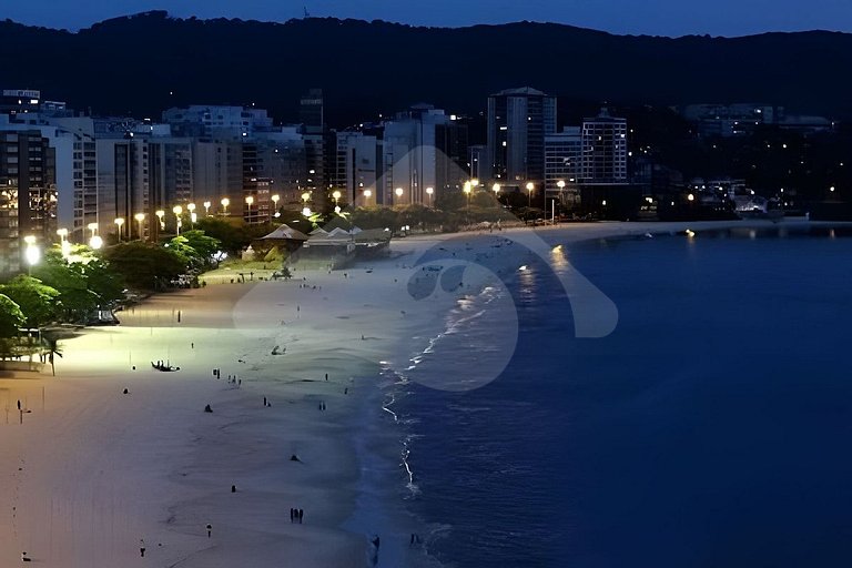 5 min da praia|Incrível Localização!Faça tudo a pé
