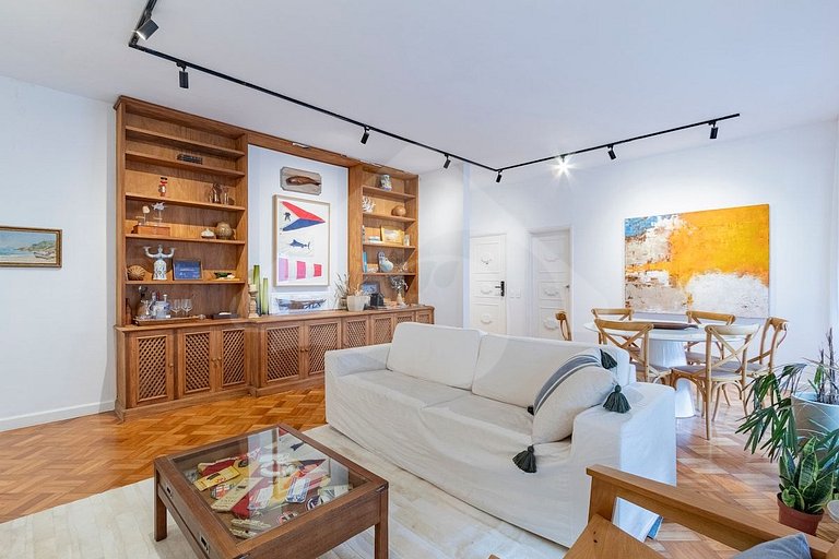 3 min from Ipanema Beach | Spacious and Airy
