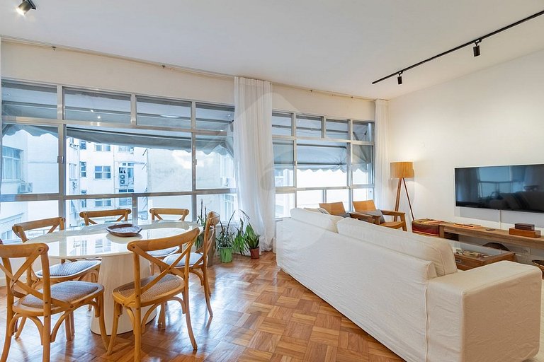 3 min from Ipanema Beach | Spacious and Airy