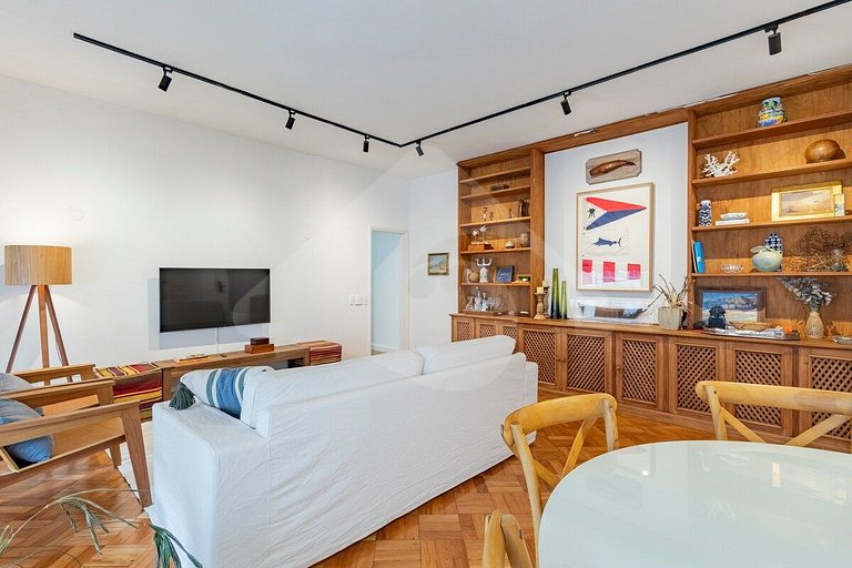 3 min from Ipanema Beach | Spacious and Airy