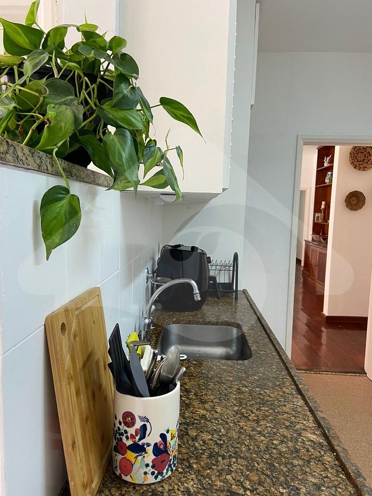 3 min from Ipanema Beach | Spacious and Airy