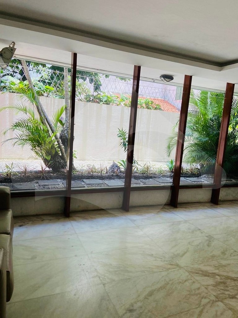 3 min from Ipanema Beach | Spacious and Airy