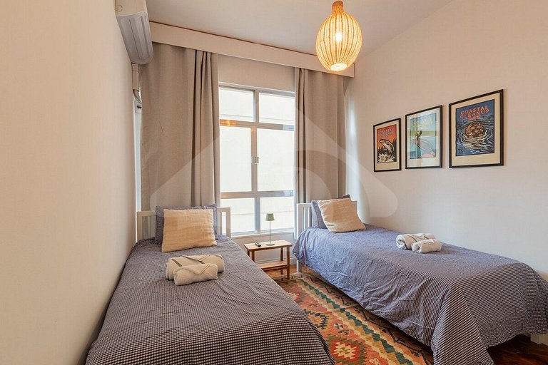3 min from Ipanema Beach | Spacious and Airy