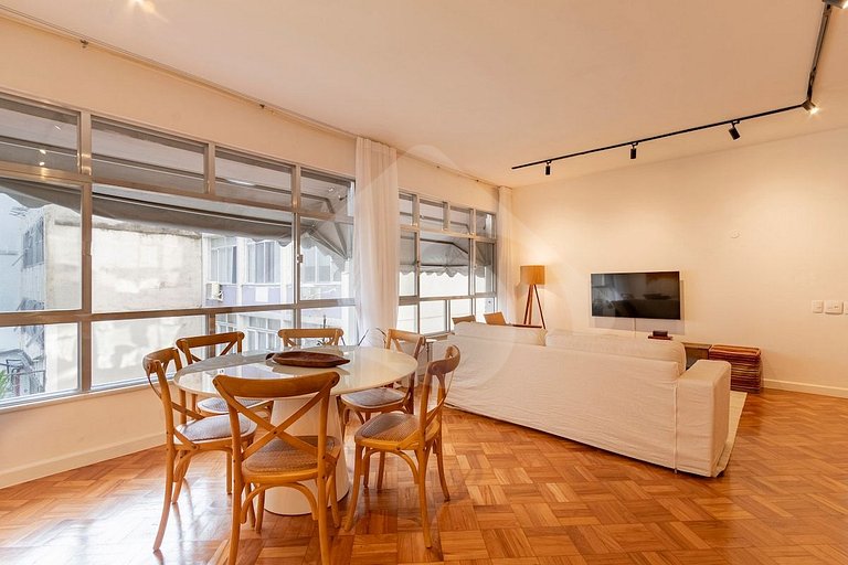 3 min from Ipanema Beach | Spacious and Airy