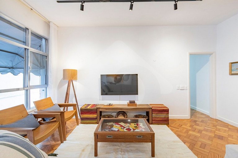 3 min from Ipanema Beach | Spacious and Airy