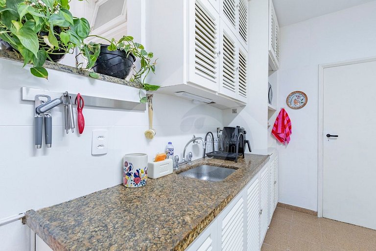 3 min from Ipanema Beach | Spacious and Airy