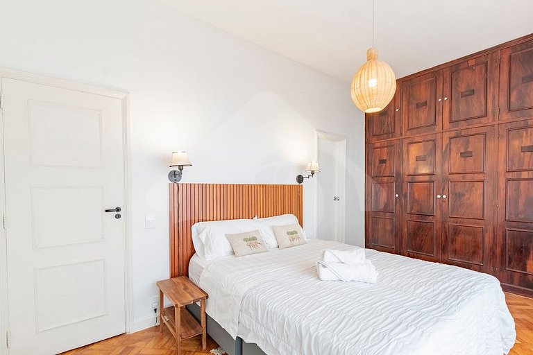 3 min from Ipanema Beach | Spacious and Airy