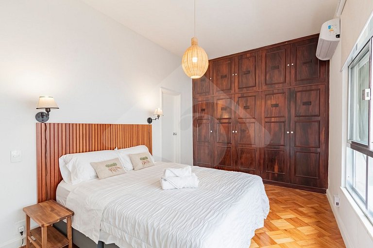 3 min from Ipanema Beach | Spacious and Airy
