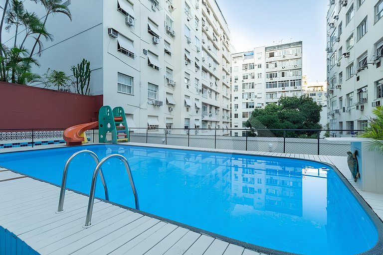 6 min a pé da Praia de Copa | Piscina e Sauna