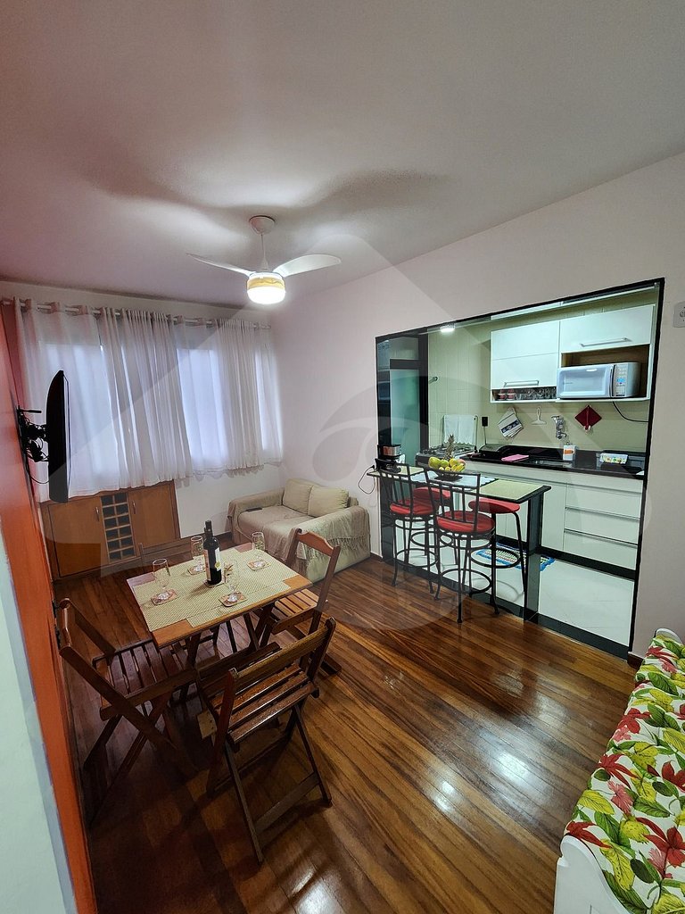 Cozy and renovated | Pool and sports court
