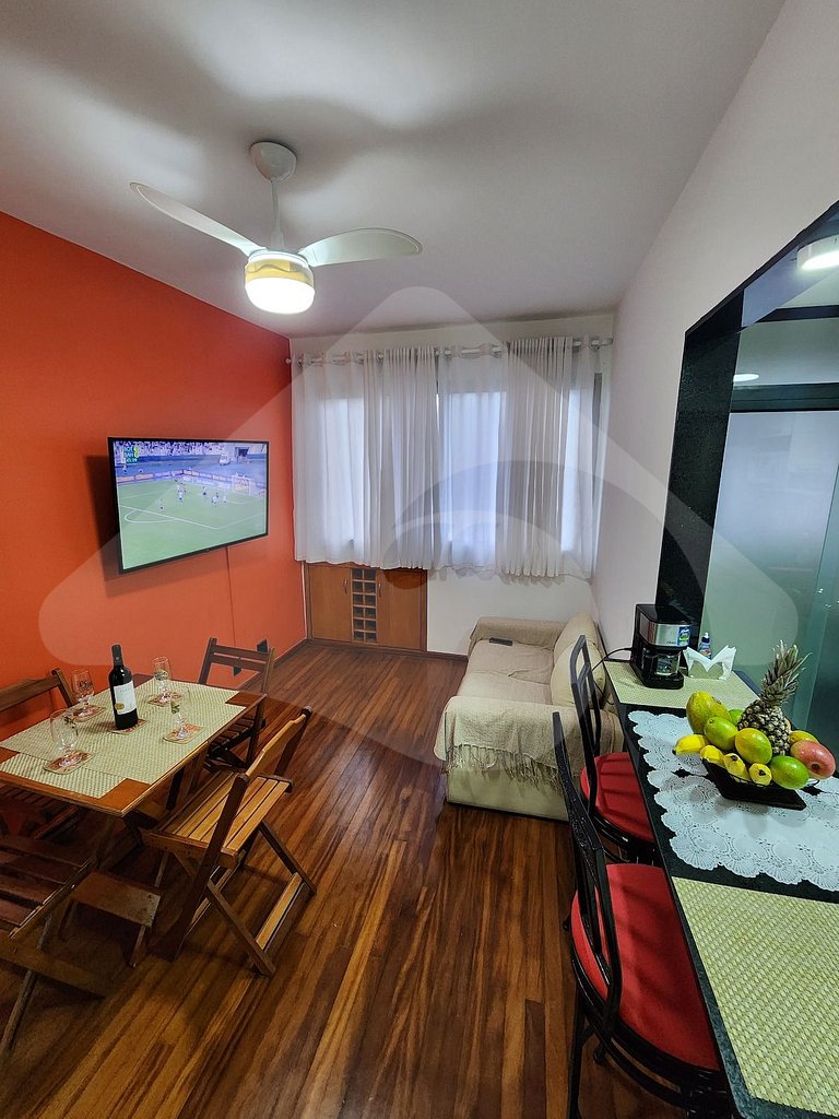Cozy and renovated | Pool and sports court