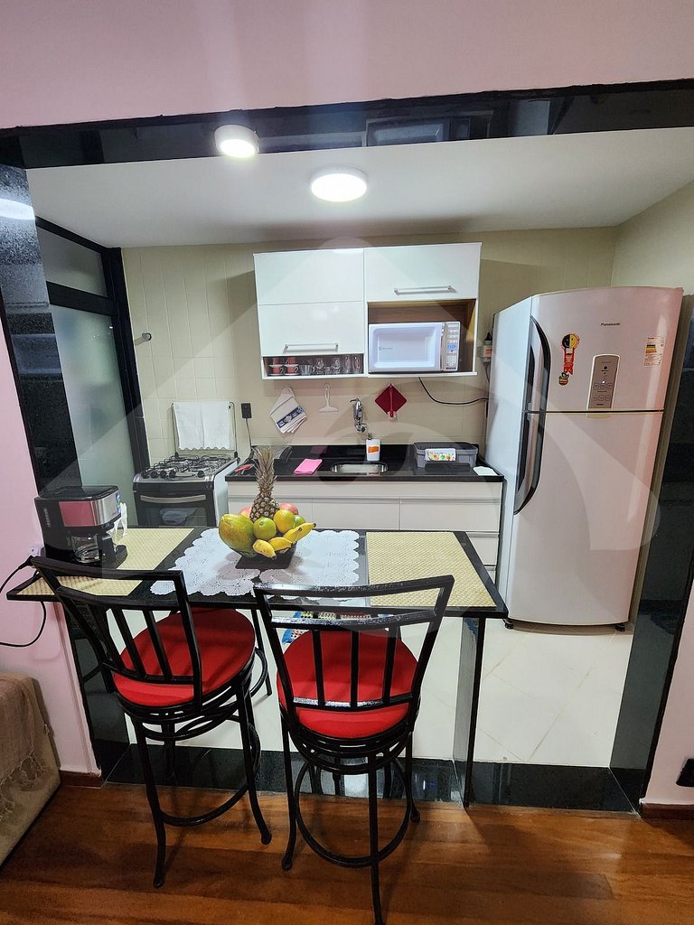Cozy and renovated | Pool and sports court