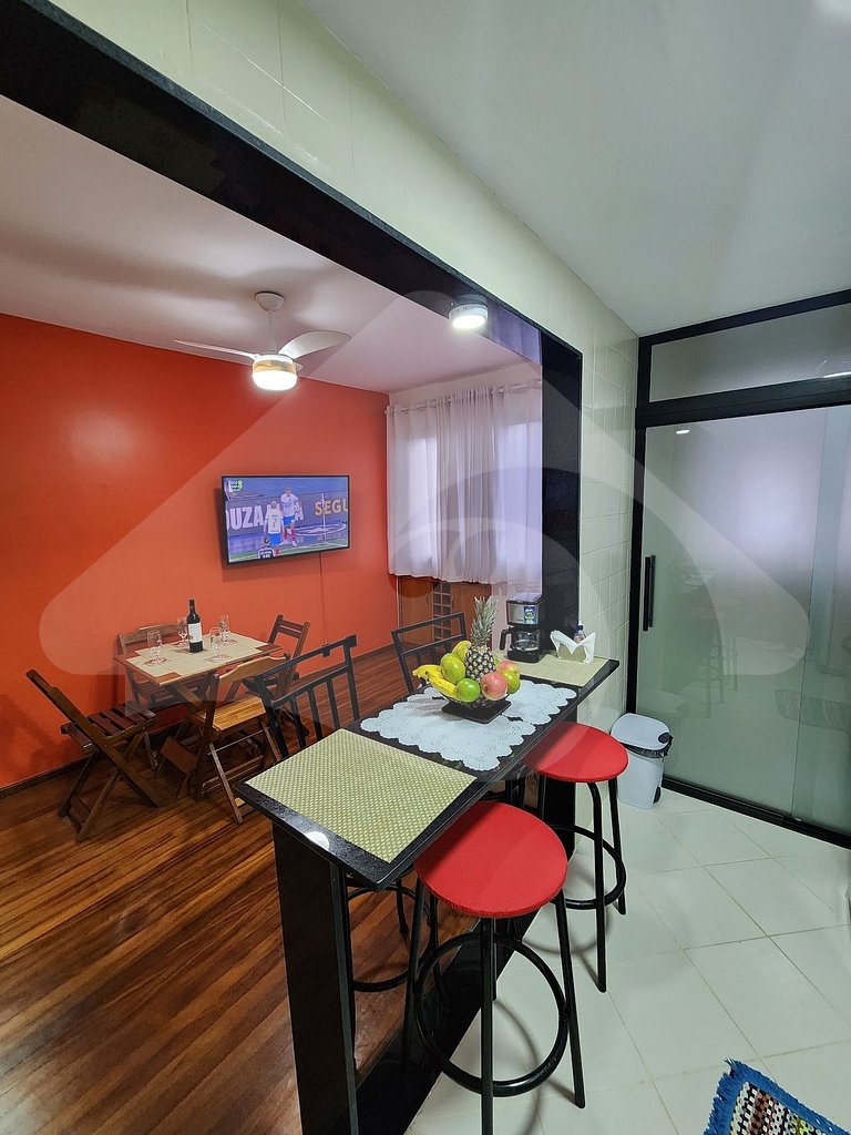 Aconchegante e reformado | Piscina e Quadra